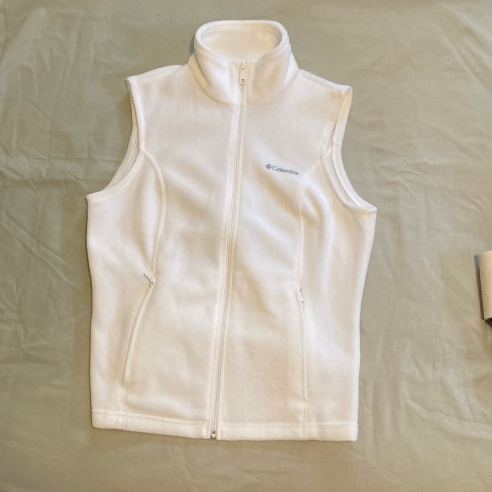 Women’s Columbia White Fleece Vest